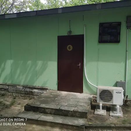 дъбрава Kamp alanı *